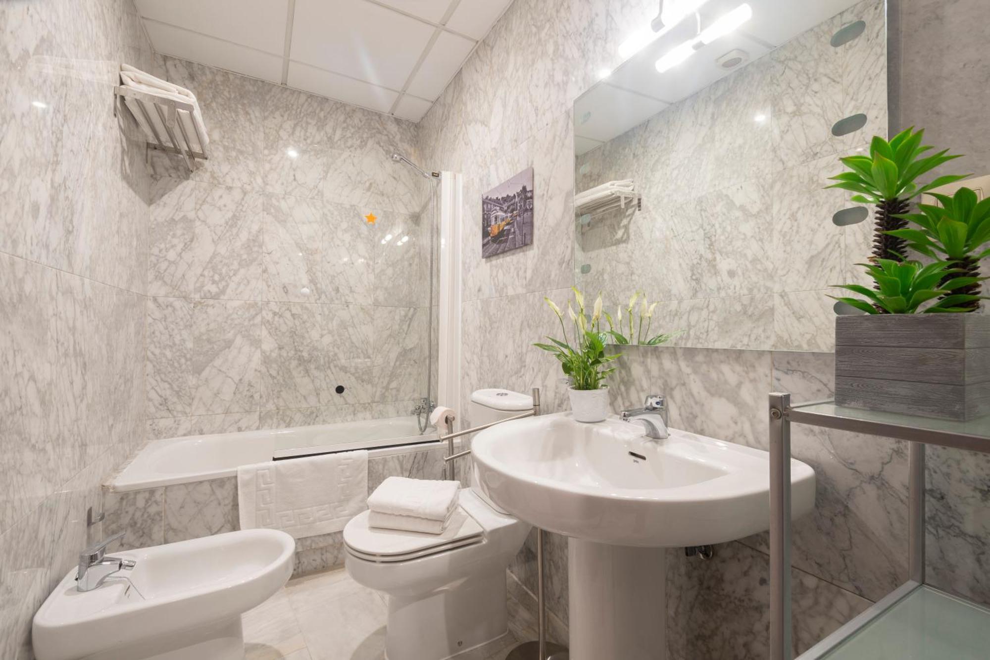 Apartamento Adultos Centro Nueva De La Virgen 2 Free Parking Гранада Экстерьер фото